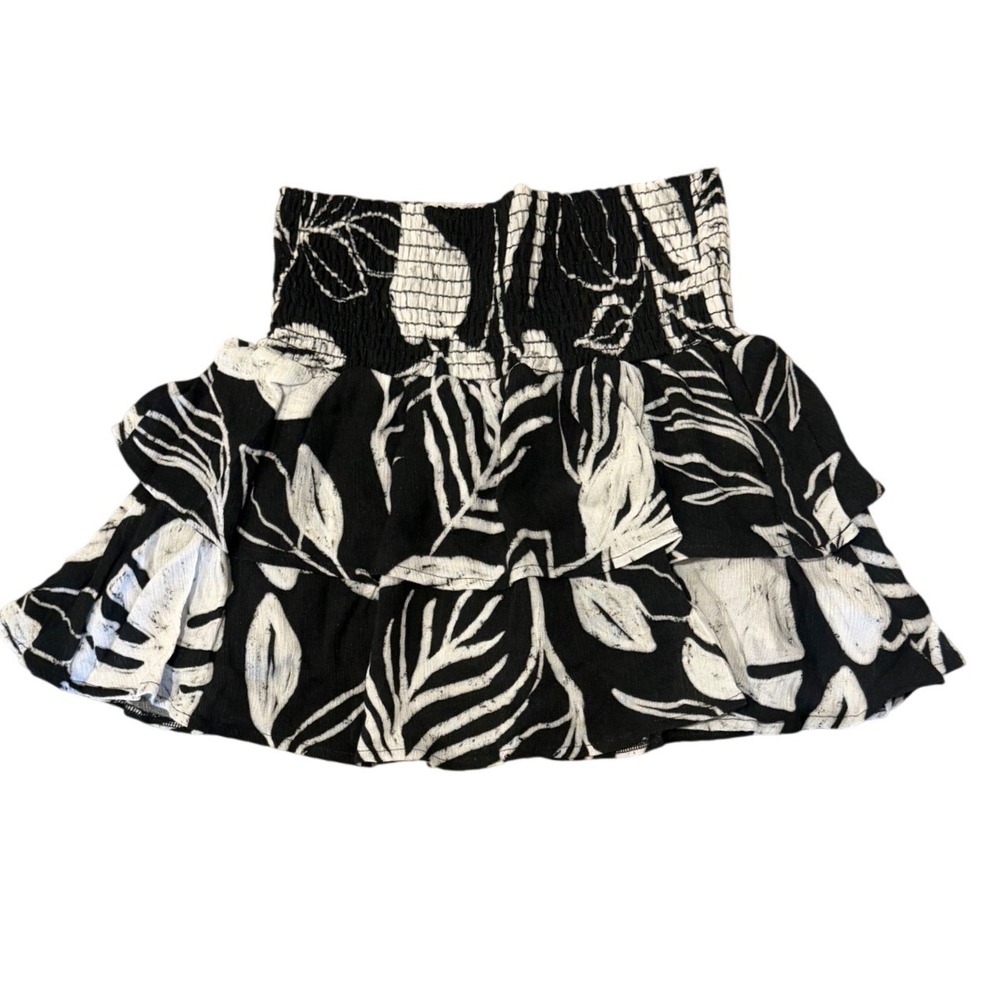 Salty Weekend Skirt Women's XS Black White Tropical Palm Smocked Tiered Ruffle